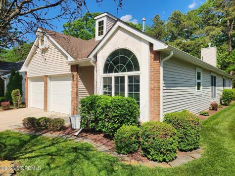 1925 Kwansan Court Toms River NJ 08755
