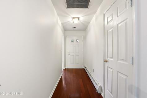 1925 Kwansan Court Toms River NJ 08755