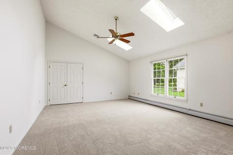 1925 Kwansan Court Toms River NJ 08755