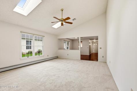 1925 Kwansan Court Toms River NJ 08755