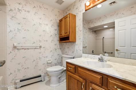 1925 Kwansan Court Toms River NJ 08755
