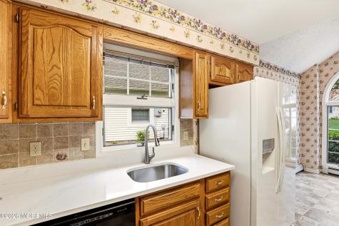 1925 Kwansan Court Toms River NJ 08755