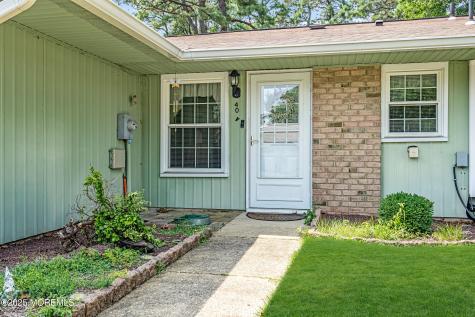 40A Buckingham Drive Manchester NJ 08759