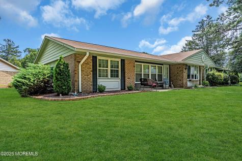 40A Buckingham Drive Manchester NJ 08759