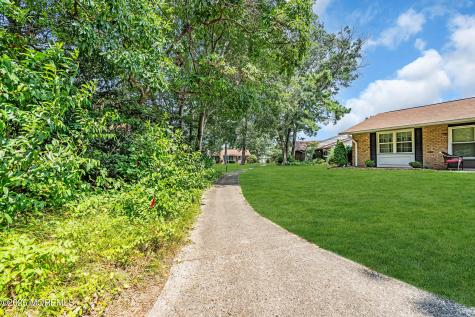 40A Buckingham Drive Manchester NJ 08759
