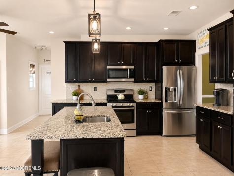 12 Jamie Court Barnegat NJ 08005