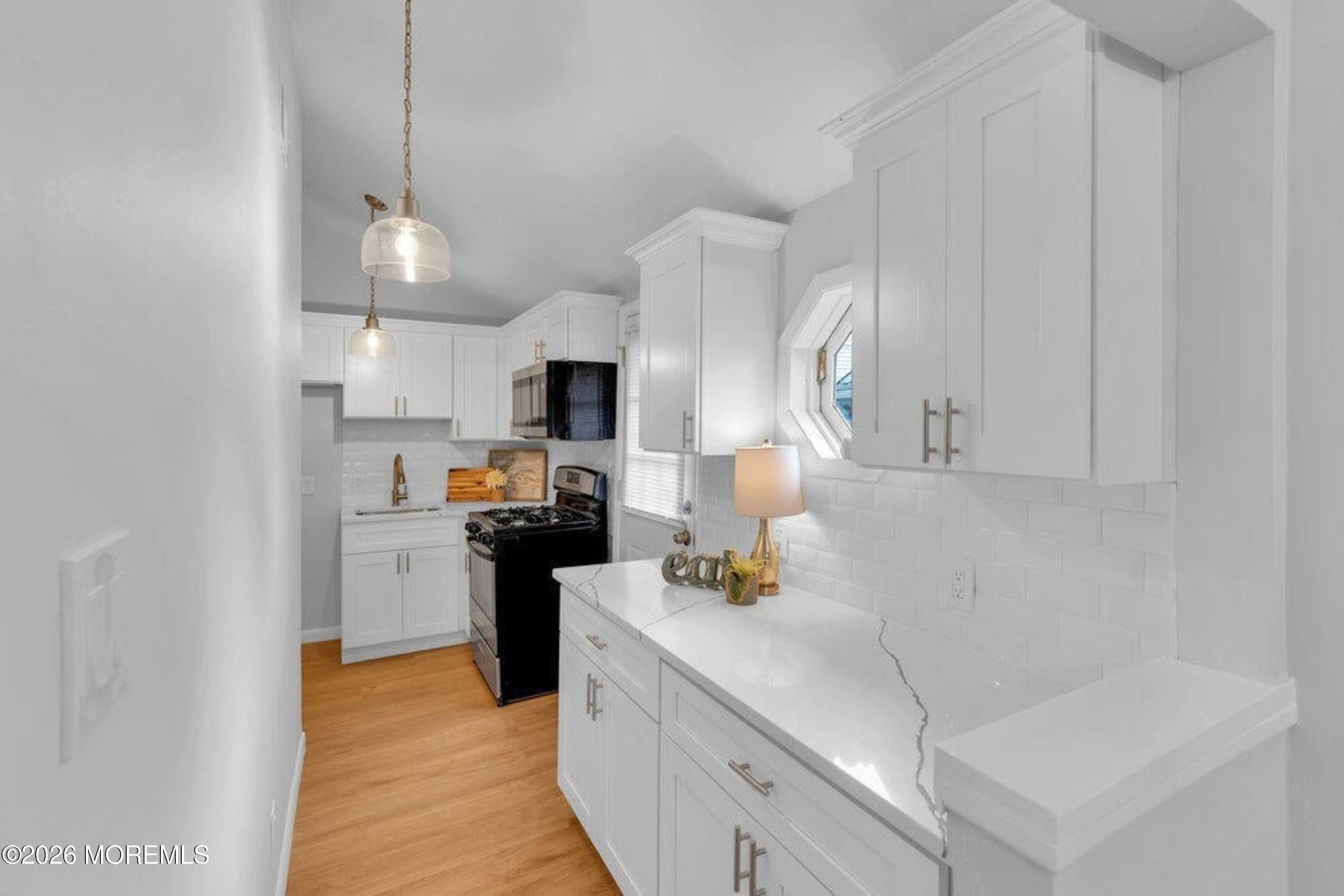 37 Bray Avenue North Middletown NJ 07734