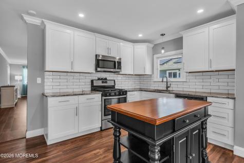 62 Fort De France Avenue Toms River NJ 08757