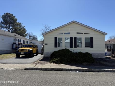 85 Seattle Slew Drive Howell NJ 07731