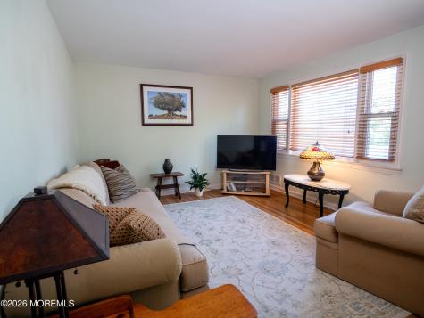 917 Mountain Avenue Middlesex NJ 08846