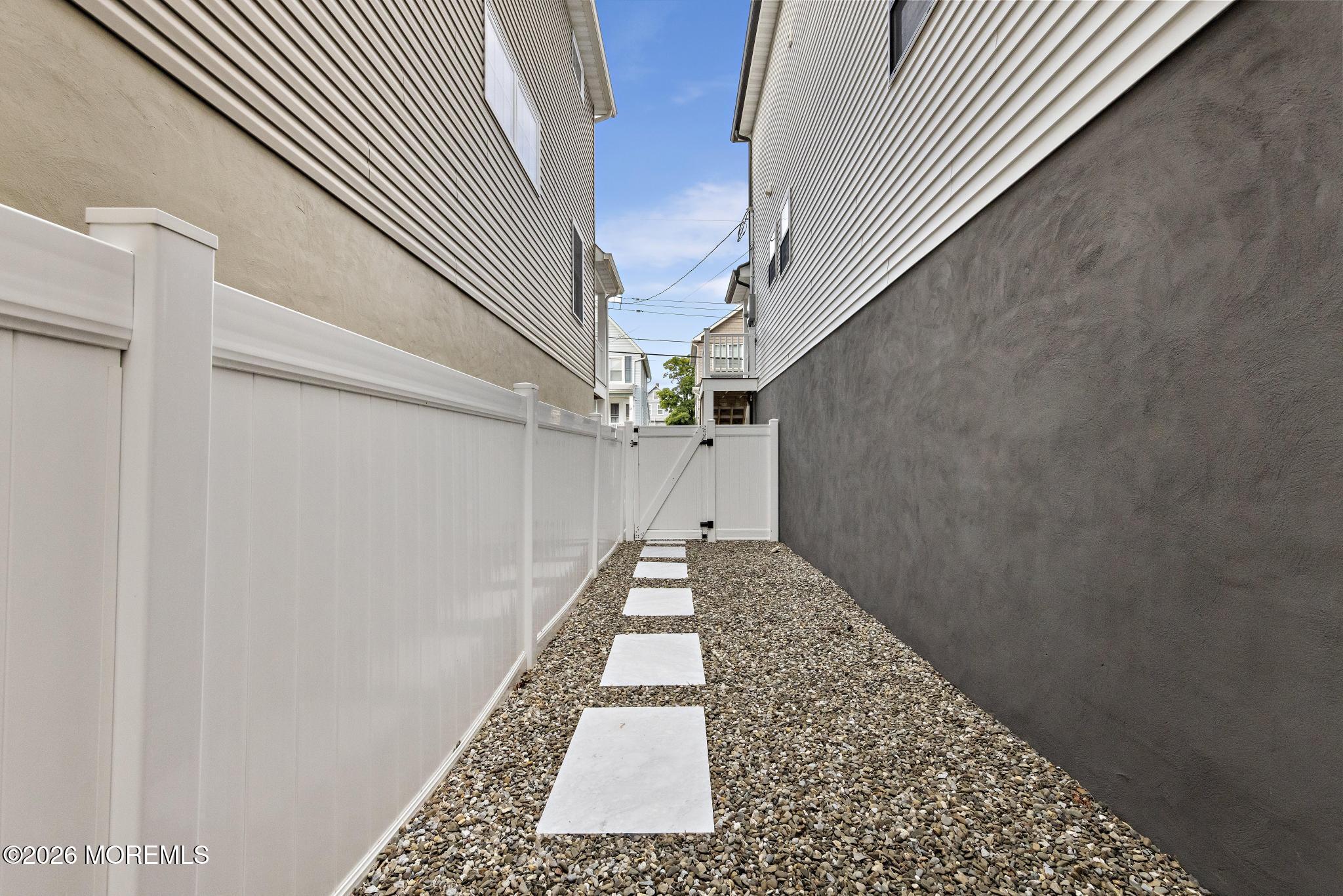 11 4th Street Highlands NJ 07732