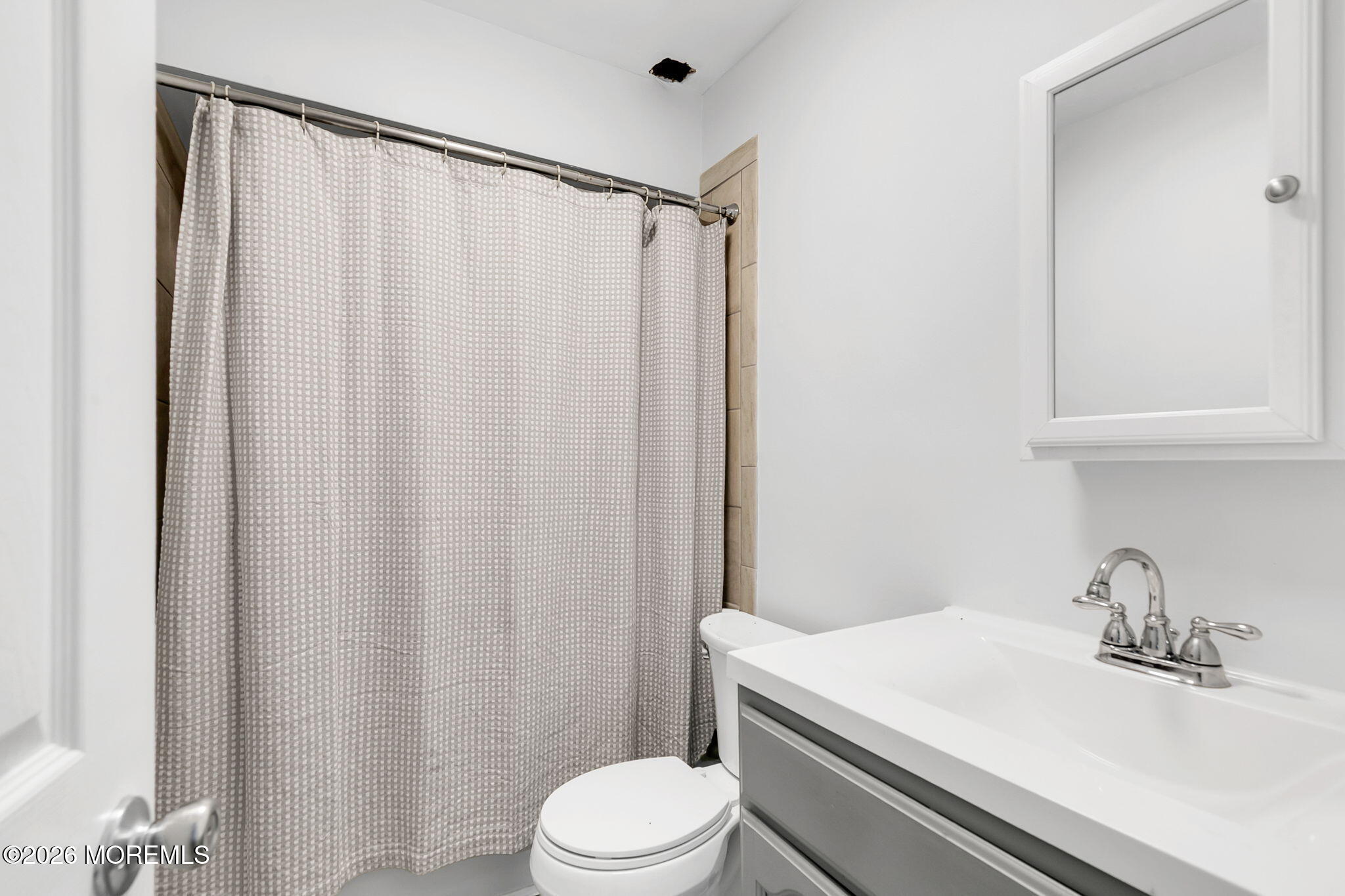 312 Thompson Avenue North Middletown NJ 07748
