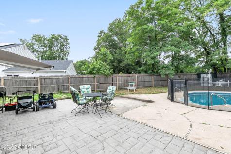 312 Thompson Avenue North Middletown NJ 07748