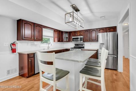 312 Thompson Avenue North Middletown NJ 07748