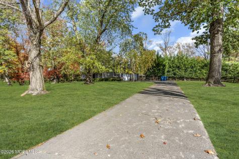 29 Maple Drive Colts Neck NJ 07722