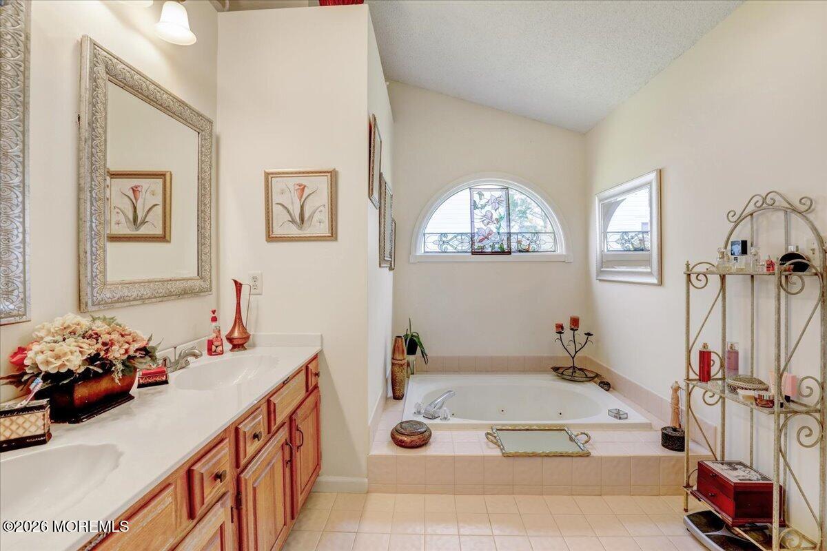 19 Hampton Drive Marlboro NJ 07746