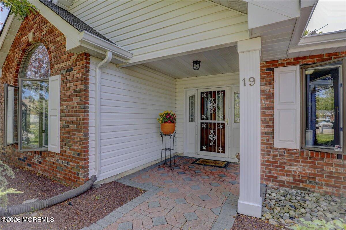 19 Hampton Drive Marlboro NJ 07746
