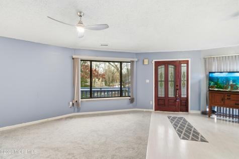 16 Snead Court Little Egg Harbor NJ 08087