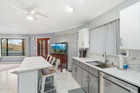 16 Snead Court Little Egg Harbor NJ 08087