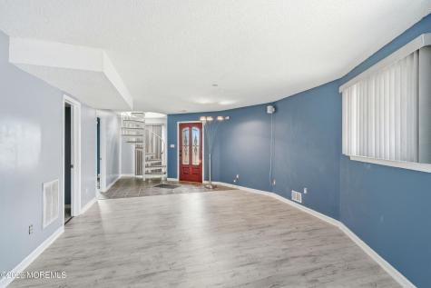 16 Snead Court Little Egg Harbor NJ 08087