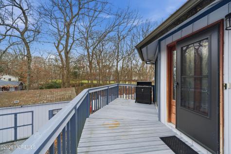 16 Snead Court Little Egg Harbor NJ 08087