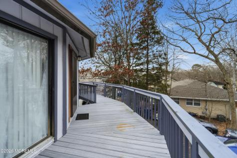16 Snead Court Little Egg Harbor NJ 08087