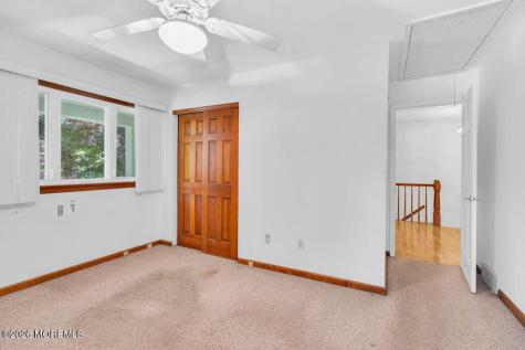 1 Dickinson Lane Morganville NJ 07751