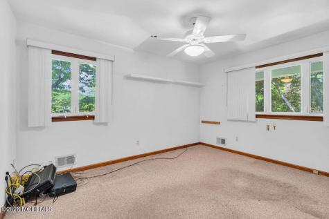 1 Dickinson Lane Morganville NJ 07751