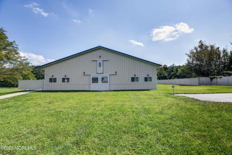 537 Stagecoach Road Millstone NJ 08510