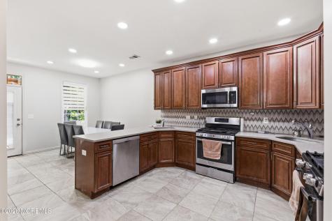 27 Lodz Drive Lakewood NJ 08701