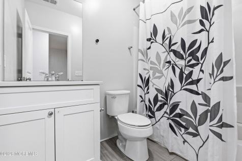 27 Lodz Drive Lakewood NJ 08701