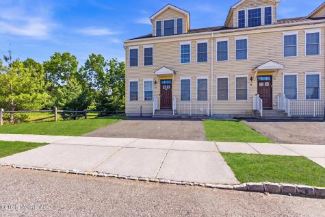 27 Lodz Drive Lakewood NJ 08701