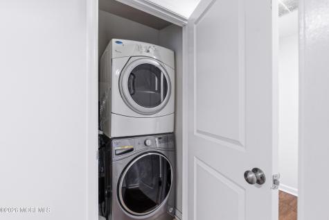 27 Lodz Drive Lakewood NJ 08701