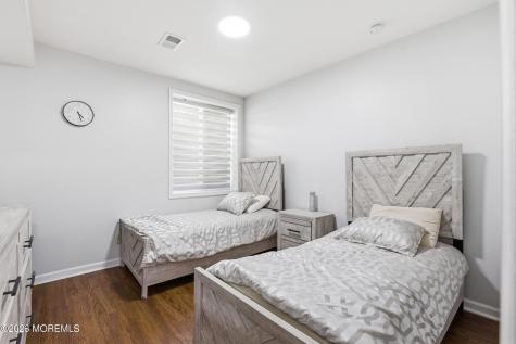 27 Lodz Drive Lakewood NJ 08701