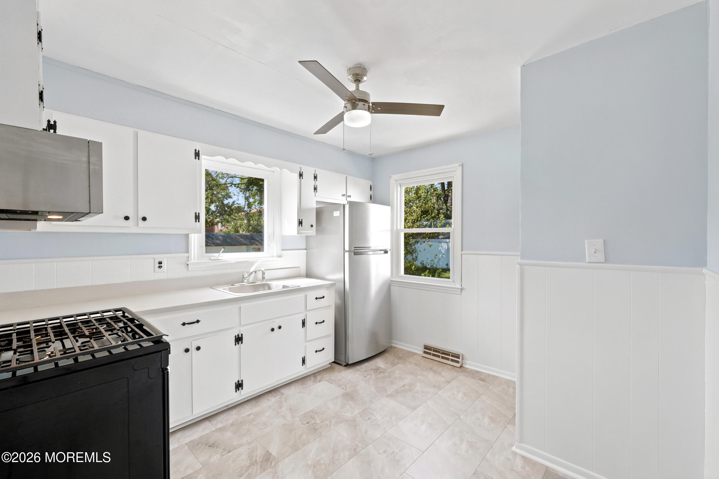 16 Eisenhower Avenue Spotswood NJ 08884
