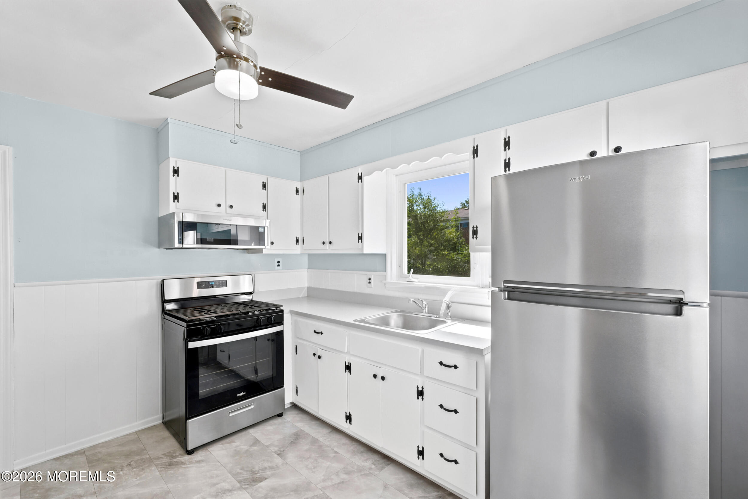 16 Eisenhower Avenue Spotswood NJ 08884