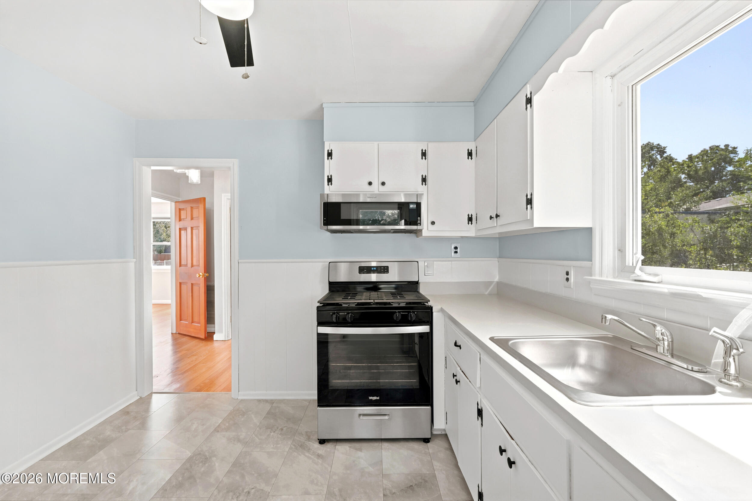 16 Eisenhower Avenue Spotswood NJ 08884