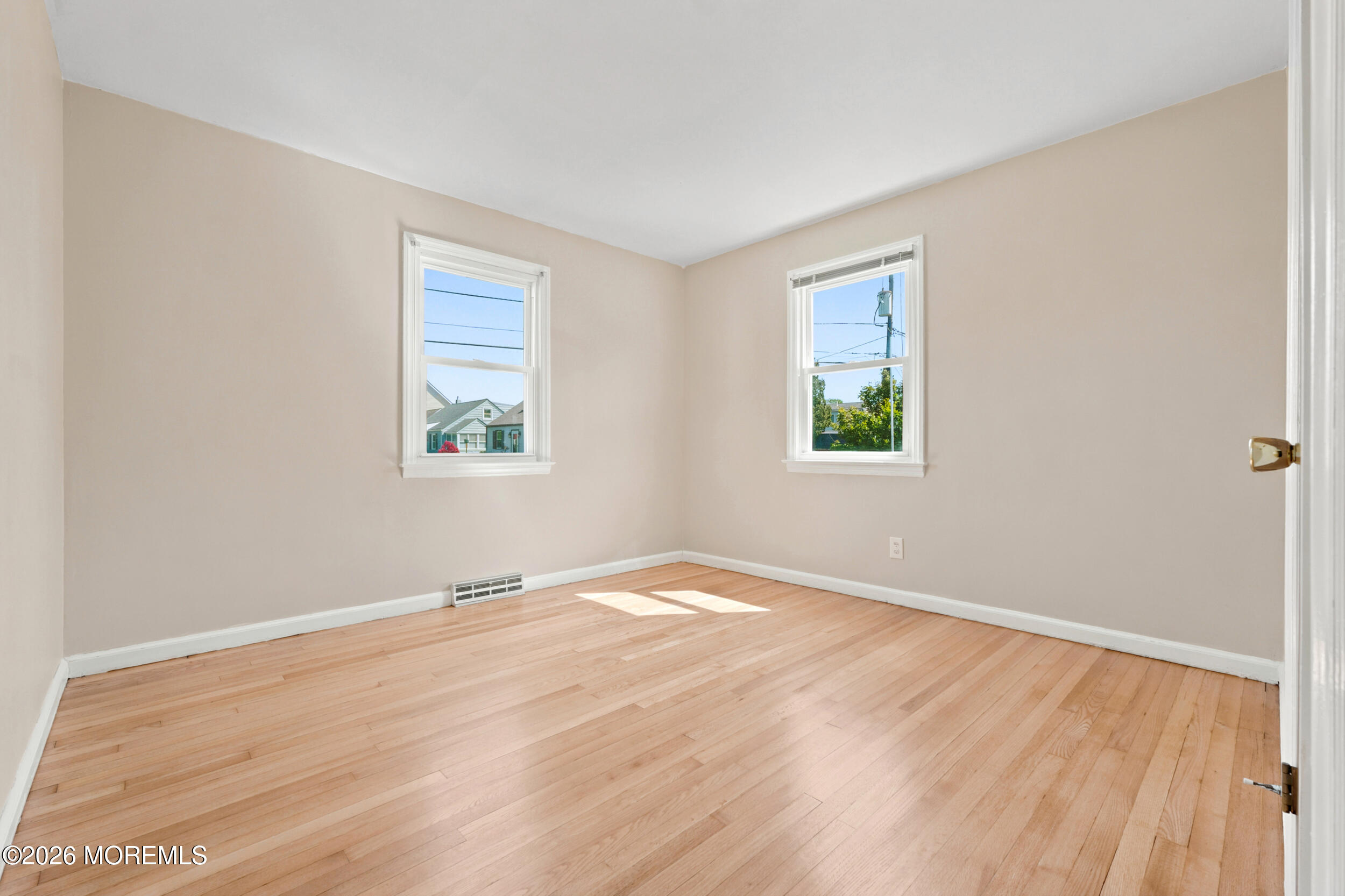 16 Eisenhower Avenue Spotswood NJ 08884