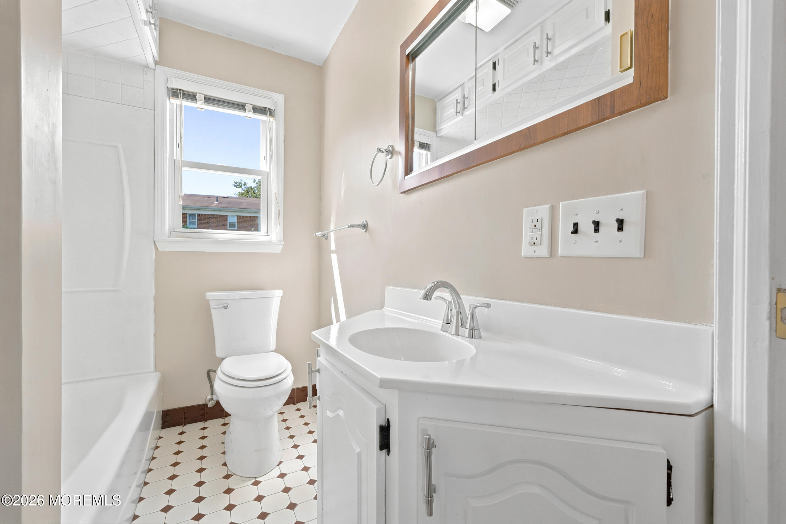 16 Eisenhower Avenue Spotswood NJ 08884