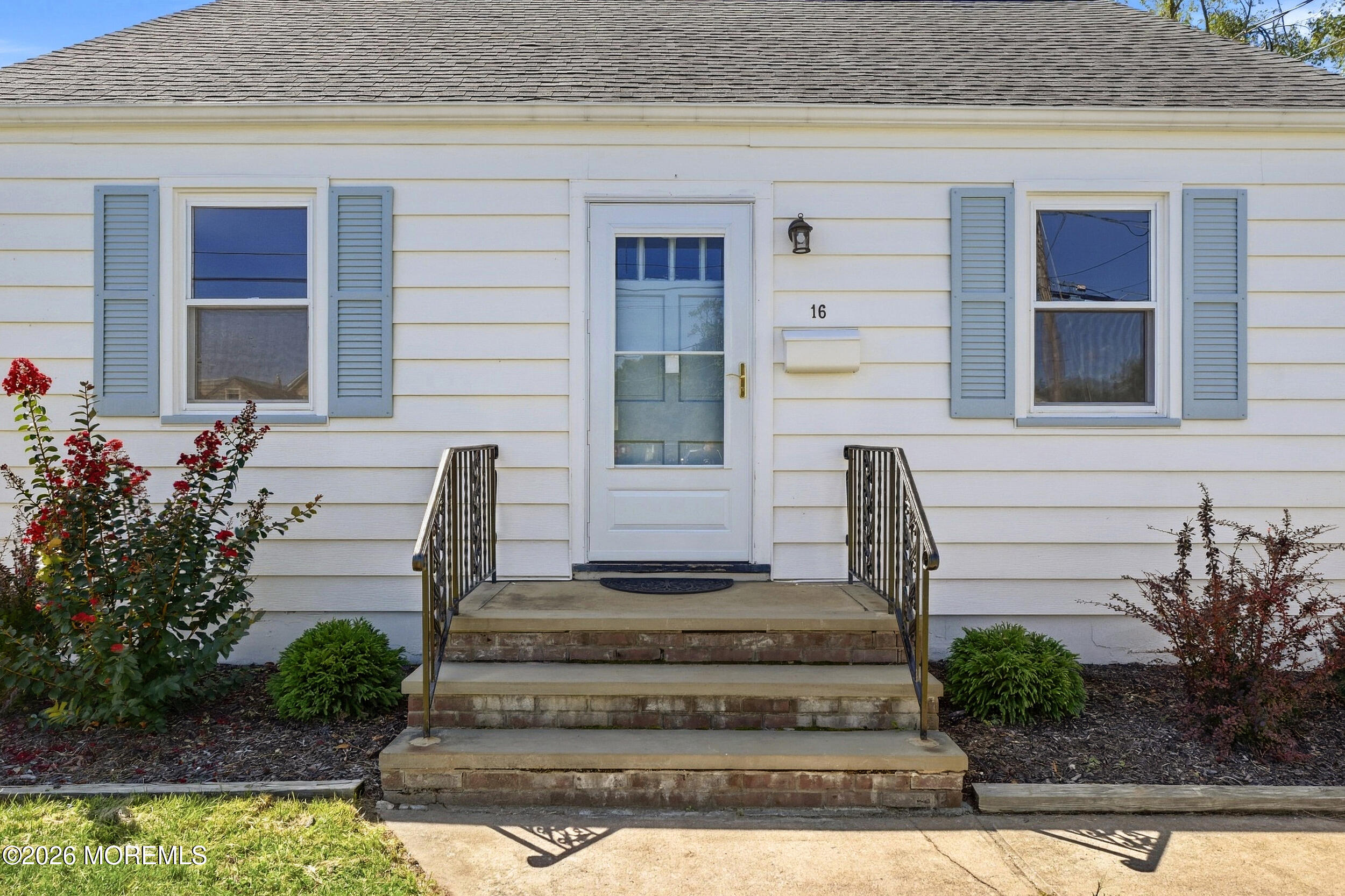 16 Eisenhower Avenue Spotswood NJ 08884