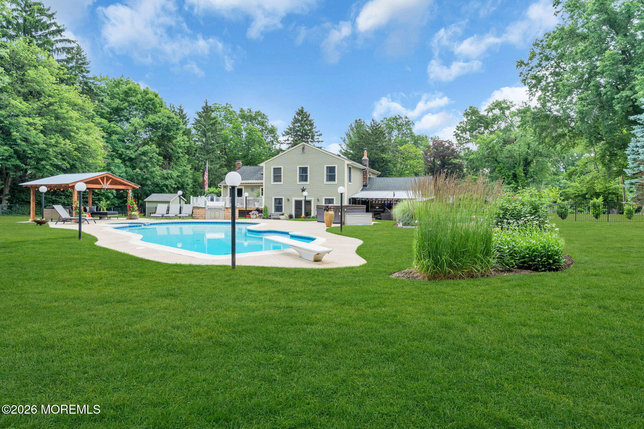 23 Southview Terrace S Middletown NJ 07748