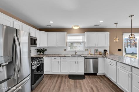15 Eagle Drive Bayville NJ 08721