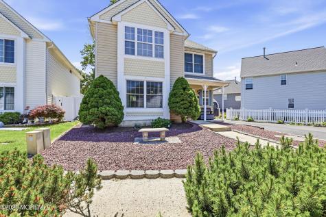 129 Hamlet Court Toms River NJ 08753