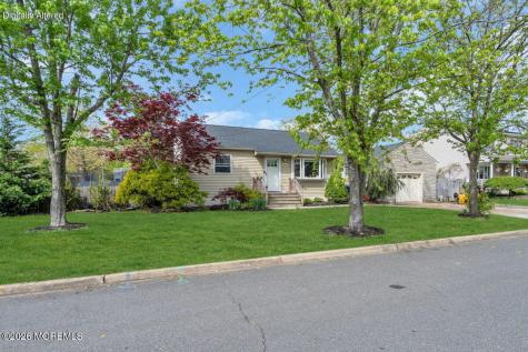 318 Texas Drive Brick NJ 08723