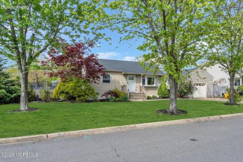 318 Texas Drive Brick NJ 08723
