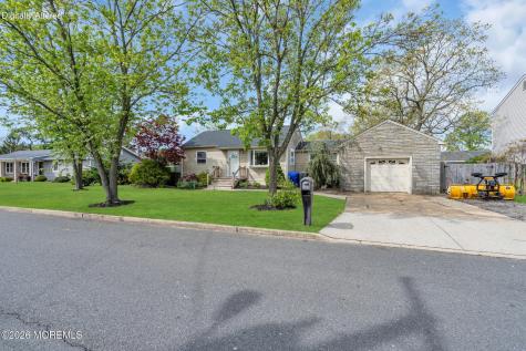 318 Texas Drive Brick NJ 08723