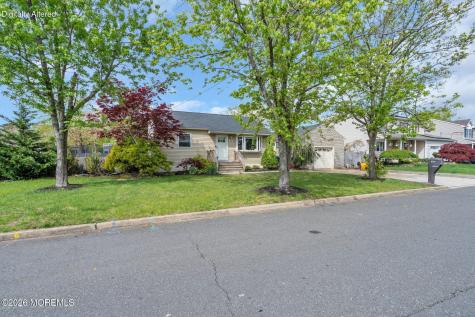 318 Texas Drive Brick NJ 08723