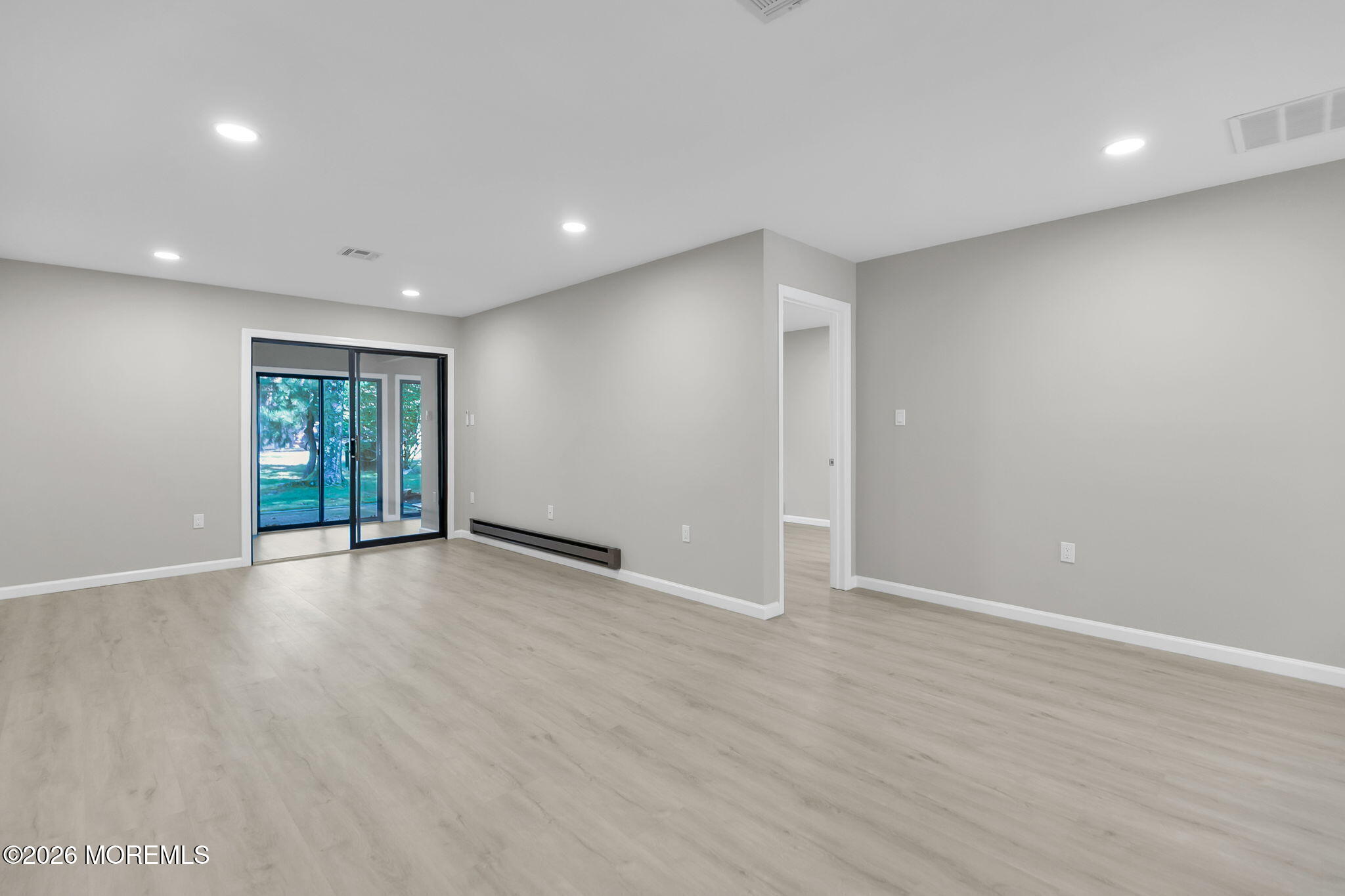 12 Farmingdale Court Red Bank NJ 07701