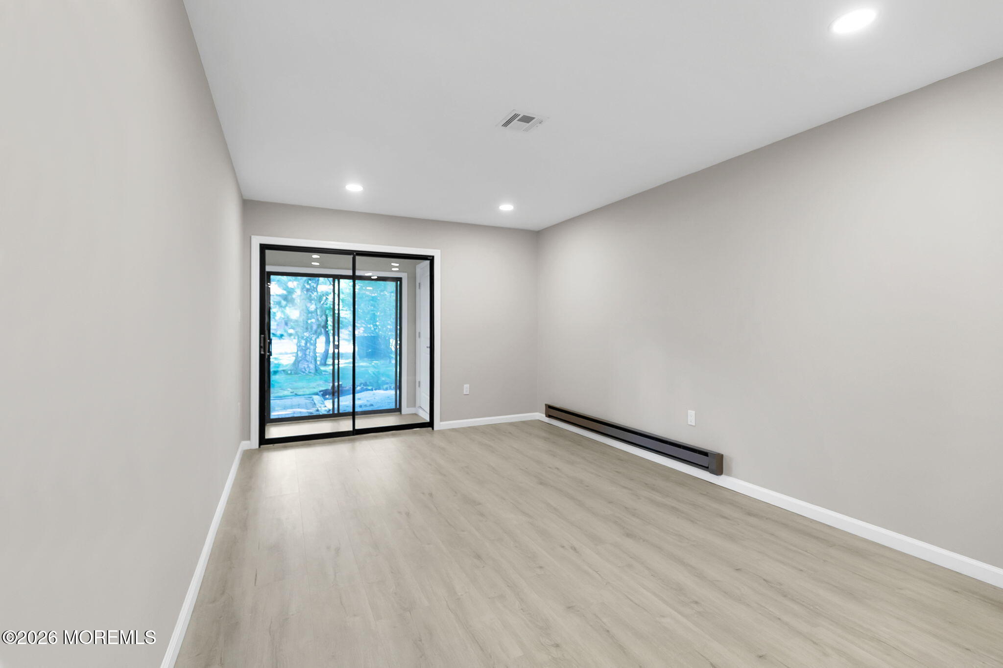 12 Farmingdale Court Red Bank NJ 07701