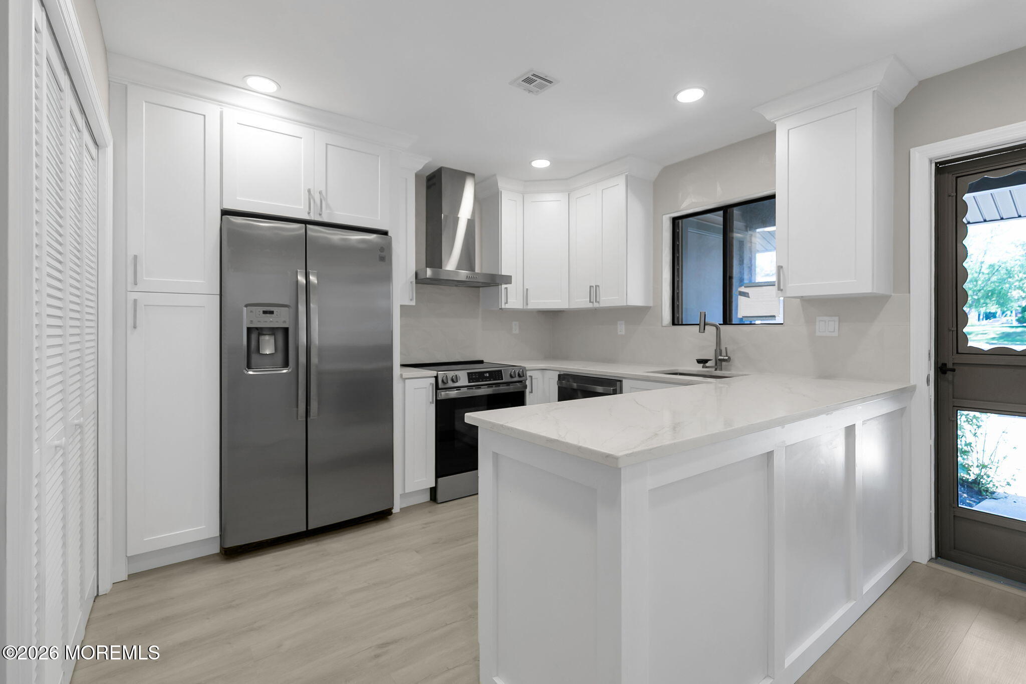 12 Farmingdale Court Red Bank NJ 07701